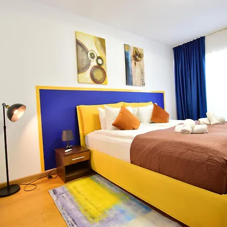 Upground Aparthotel 3*