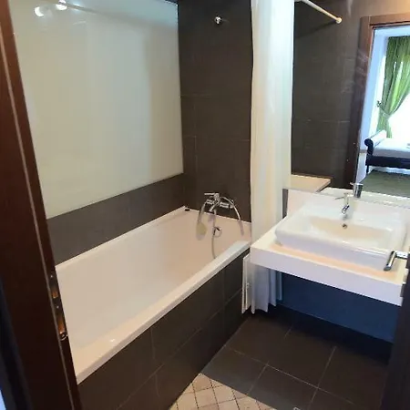 Aparthotel Upground 3*
