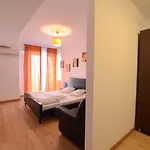 Upground Apartahotel