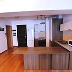Upground 3*