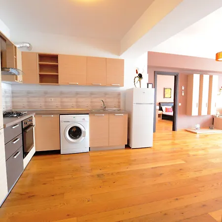 Upground 3* Bukarest