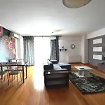 Hotel de apartamente Upground 3*